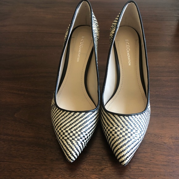 BCBGeneration Shoes - BCBGeneration Black & Cream Straw weave heels